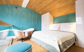 Suitehotel Posthoorn